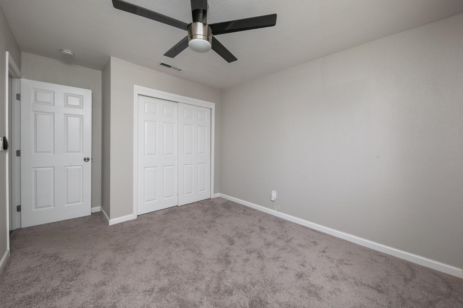 Detail Gallery Image 14 of 36 For 481 Seville Way, Manteca,  CA 95336 - 3 Beds | 2 Baths