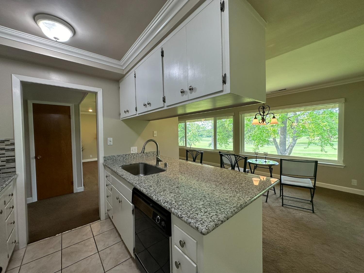 Detail Gallery Image 11 of 27 For 7435 Fairway Two Ave #21,  Fair Oaks,  CA 95628 - 2 Beds | 2 Baths