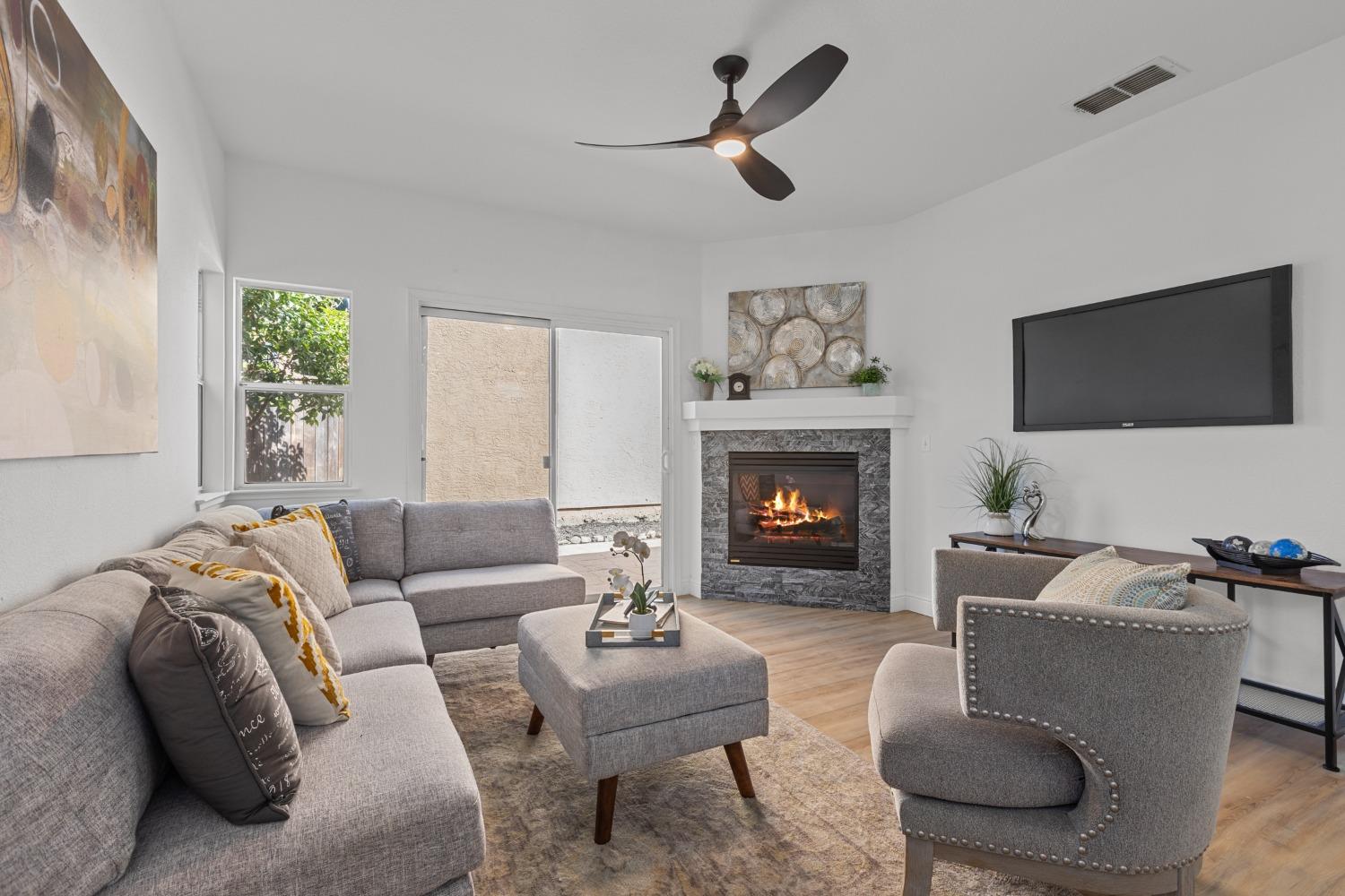 Detail Gallery Image 11 of 22 For 644 Aylsham Ct, Folsom,  CA 95630 - 3 Beds | 2 Baths