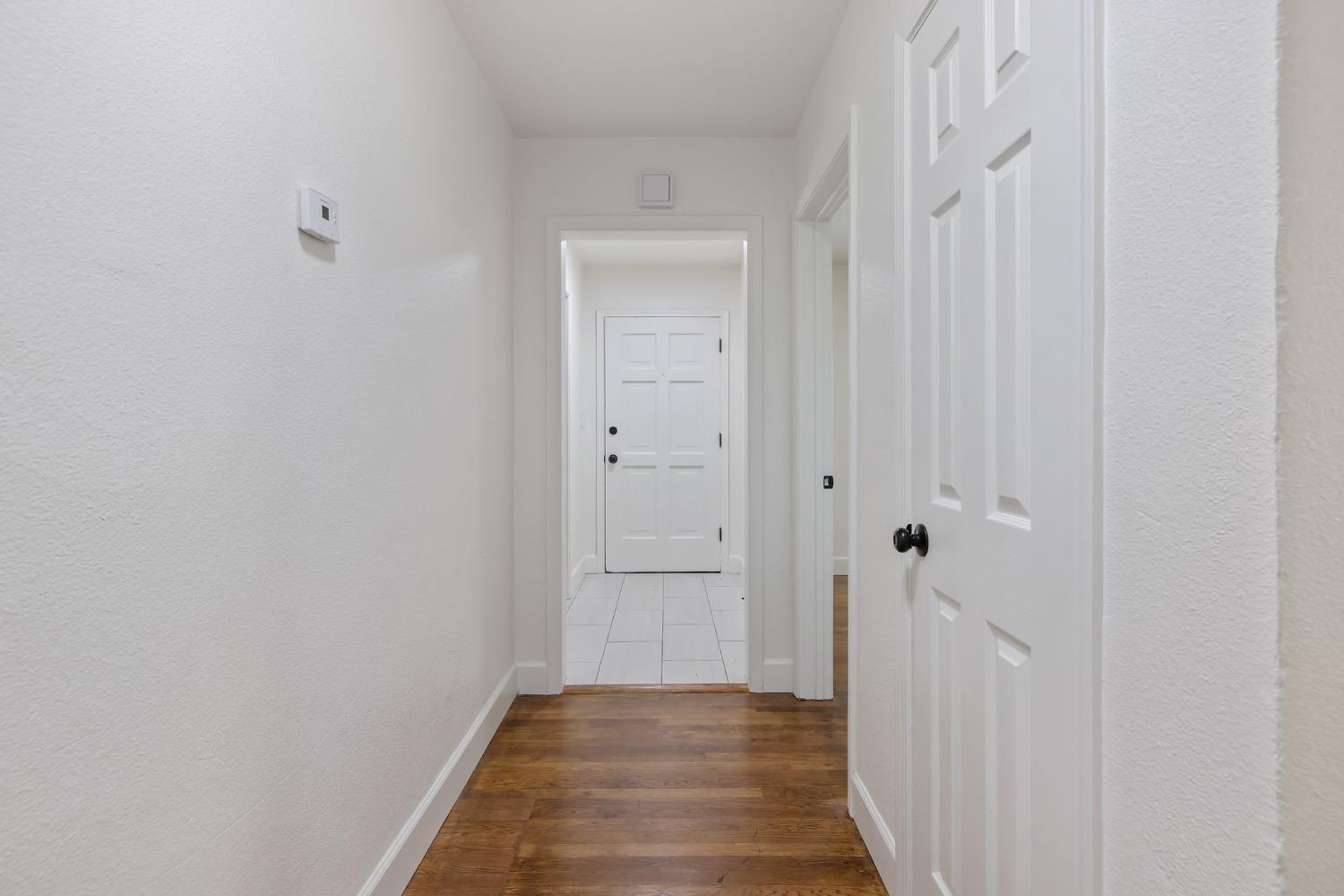 Detail Gallery Image 27 of 43 For 37 E Eden Ave, Fresno,  CA 93706 - 3 Beds | 1 Baths