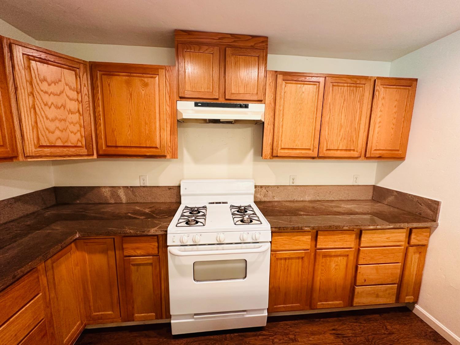 Detail Gallery Image 6 of 23 For 6220 Longford Dr #1,  Citrus Heights,  CA 95621 - 2 Beds | 1 Baths