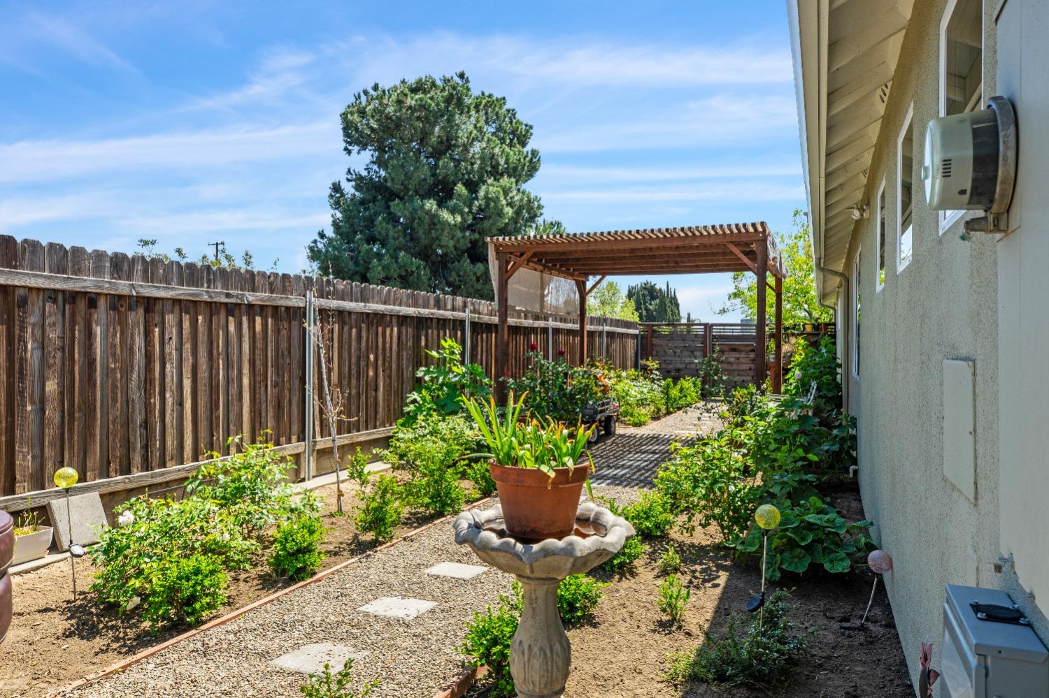 Detail Gallery Image 38 of 41 For 4229 Lucinda Ave, Keyes,  CA 95328 - 4 Beds | 2/1 Baths