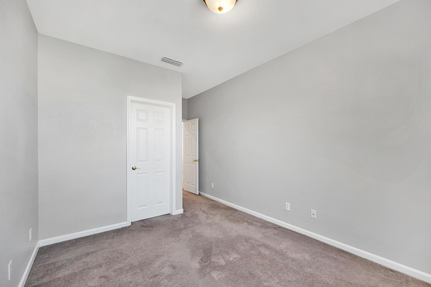Detail Gallery Image 47 of 63 For 2827 Muskrat Way, Sacramento,  CA 95834 - 4 Beds | 2/1 Baths