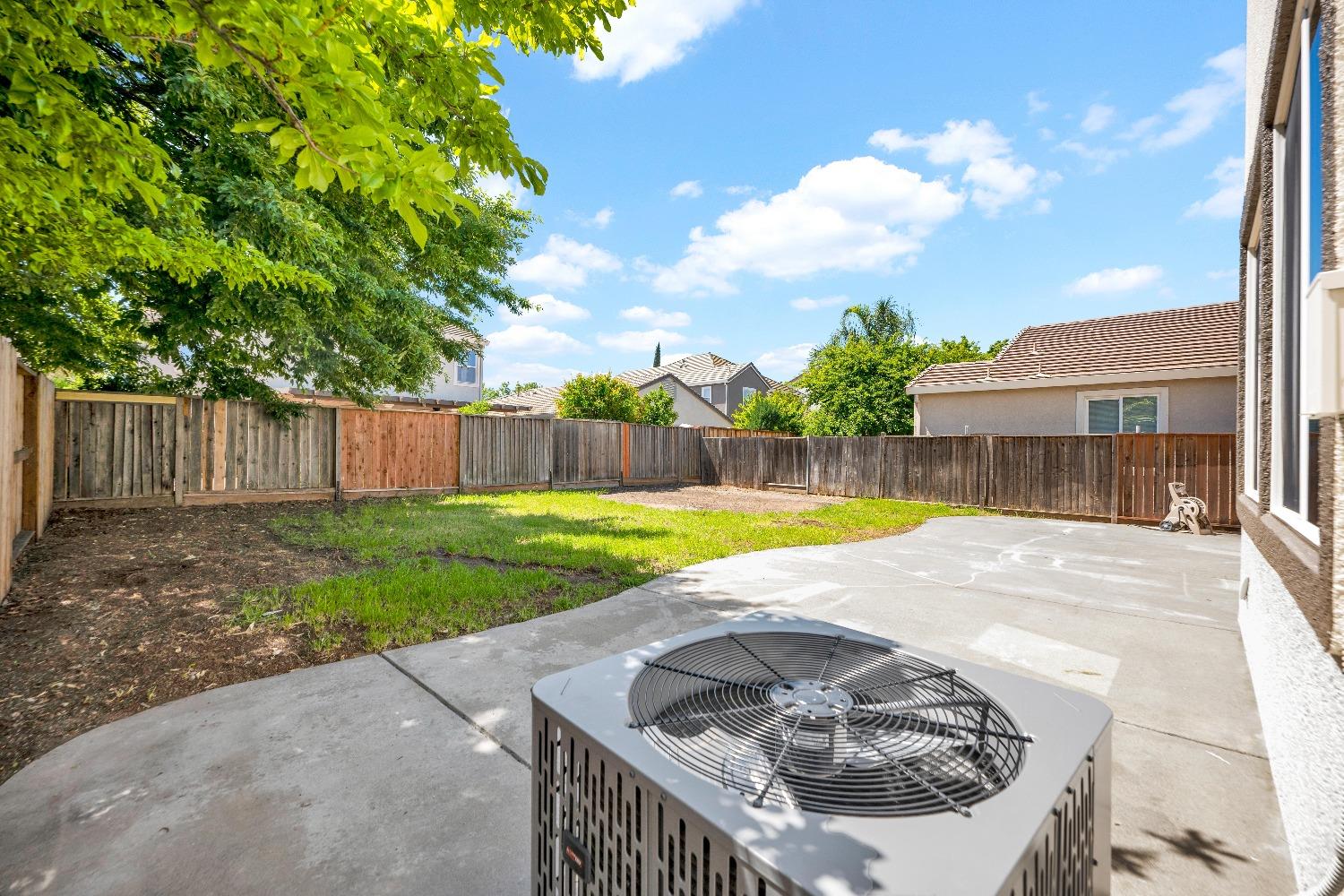 Detail Gallery Image 53 of 63 For 2827 Muskrat Way, Sacramento,  CA 95834 - 4 Beds | 2/1 Baths