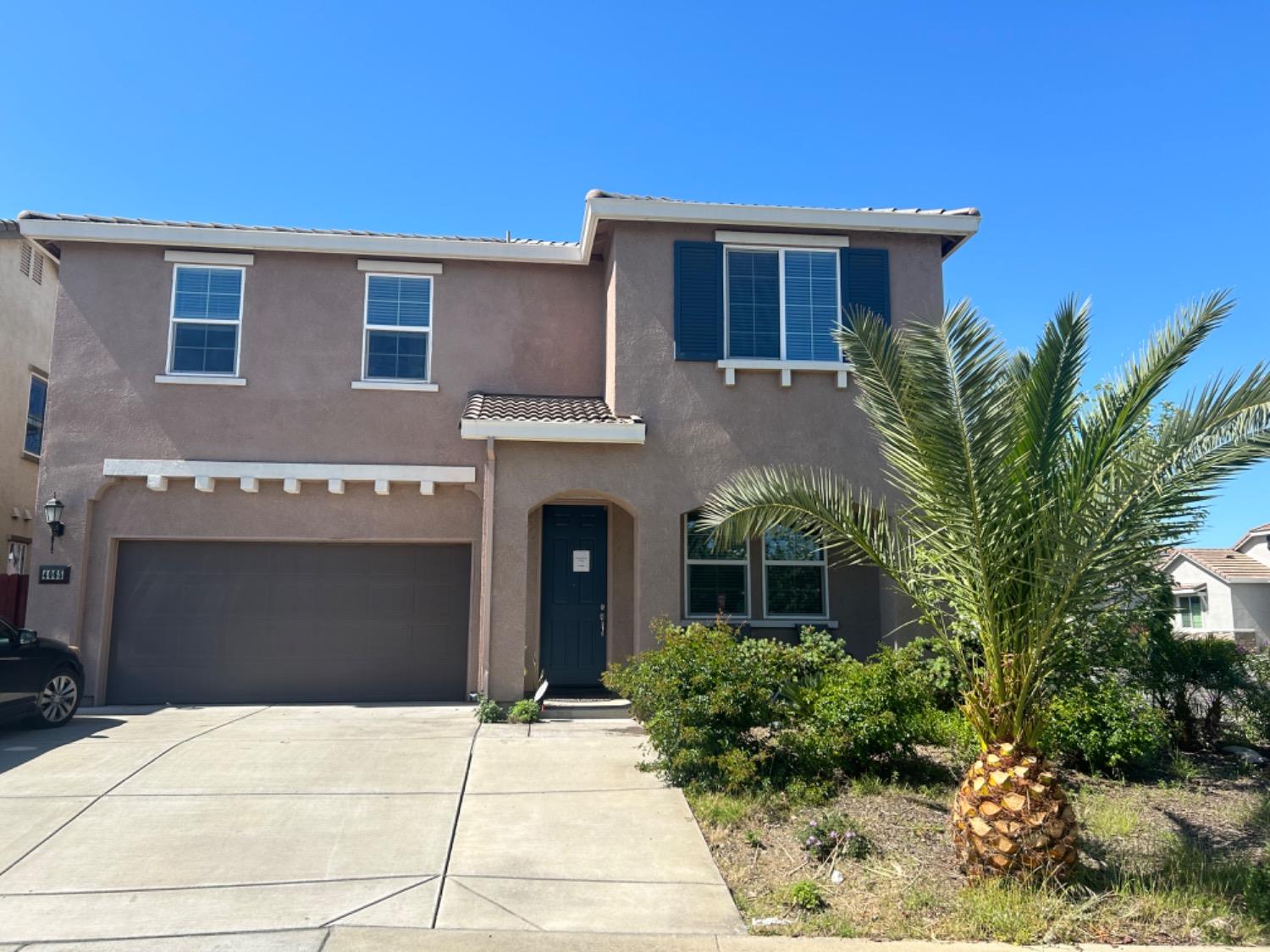 Welcome to this Beautiful house, a stunning property in the heart of Natomas, offering a perfect ble