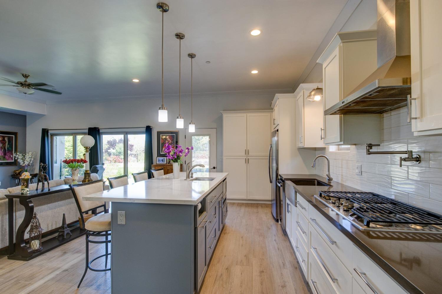 Detail Gallery Image 20 of 67 For 121 Blue Oak Ct, Copperopolis,  CA 95228 - 3 Beds | 2/1 Baths