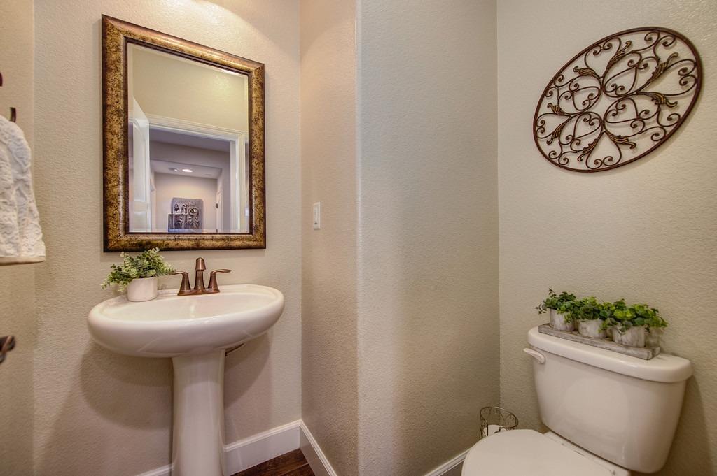 Detail Gallery Image 28 of 62 For 814 Calico Dr, Rocklin,  CA 95765 - 4 Beds | 3/1 Baths
