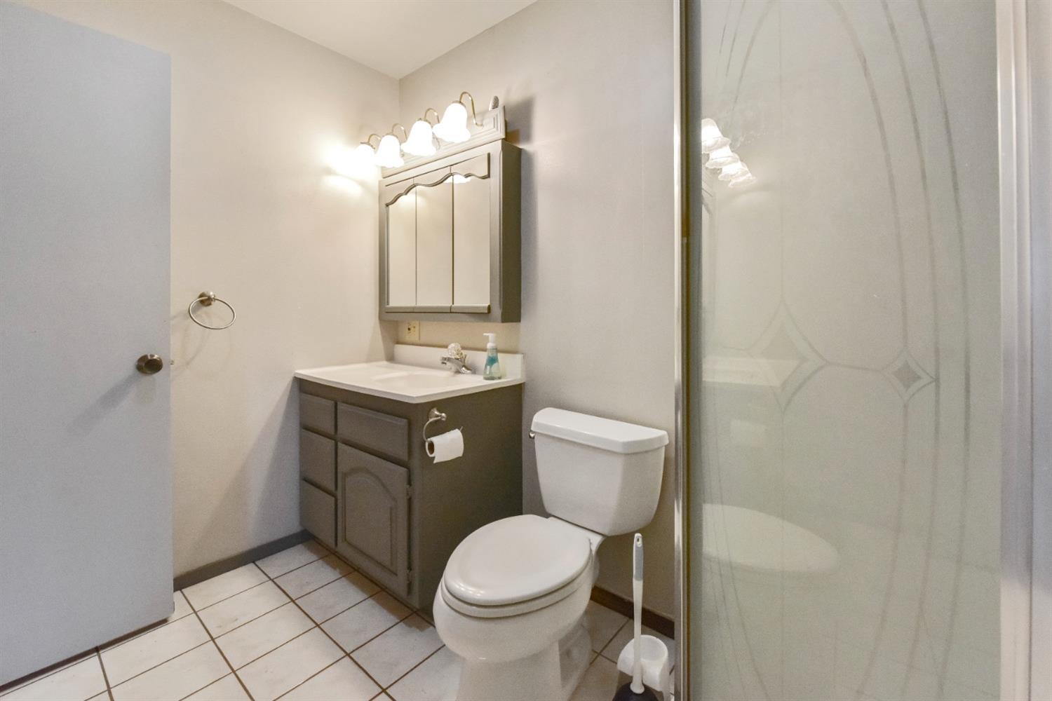 Detail Gallery Image 21 of 46 For 816 H St, Lincoln,  CA 95648 - 3 Beds | 2/1 Baths