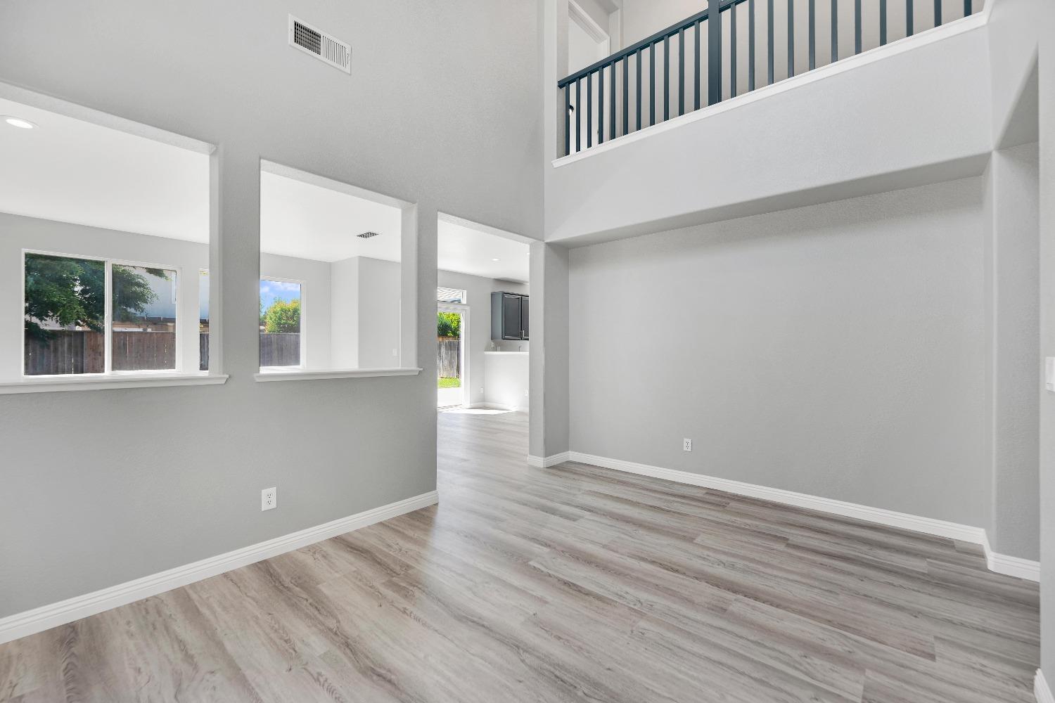 Detail Gallery Image 17 of 63 For 2827 Muskrat Way, Sacramento,  CA 95834 - 4 Beds | 2/1 Baths