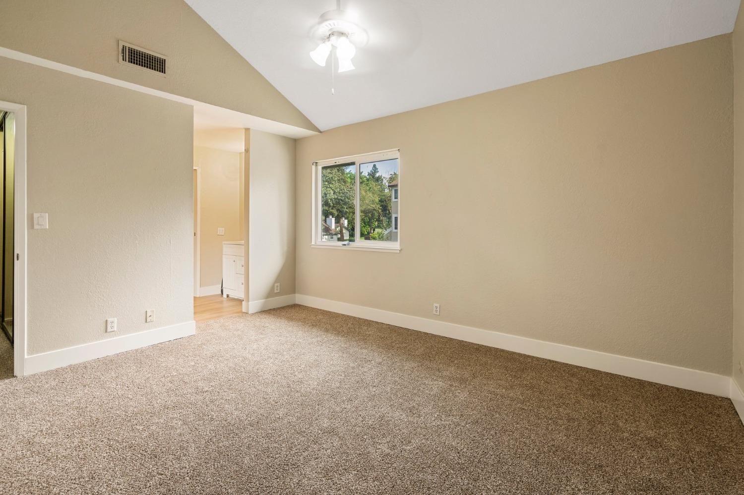 Detail Gallery Image 11 of 23 For 2333 Pro Am Ct, Sacramento,  CA 95833 - 3 Beds | 2/1 Baths