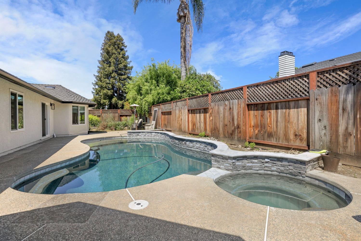 Detail Gallery Image 41 of 50 For 3816 Vermeer Dr, Modesto,  CA 95356 - 4 Beds | 2/1 Baths