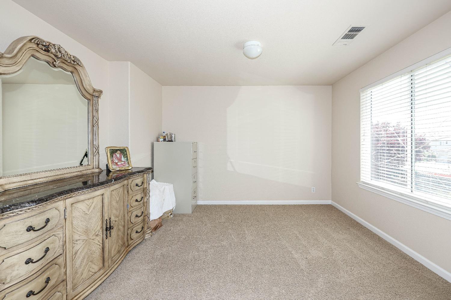 Detail Gallery Image 42 of 60 For 9635 Heatherhearst Dr, Chowchilla,  CA 93610 - 4 Beds | 2/1 Baths