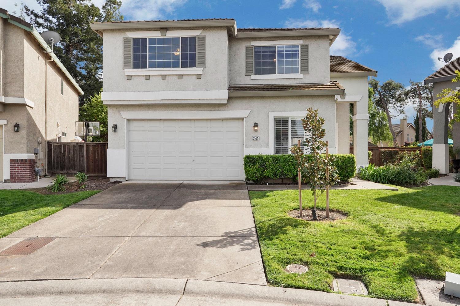 Detail Gallery Image 1 of 55 For 5505 Brook Falls Ct, Stockton,  CA 95219 - 4 Beds | 2/1 Baths