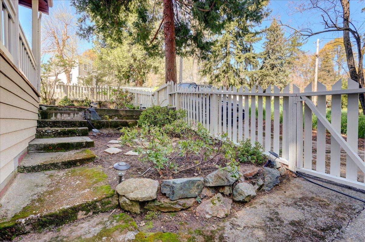 Detail Gallery Image 51 of 66 For 311 Monroe St, Nevada City,  CA 95959 - 3 Beds | 1/1 Baths