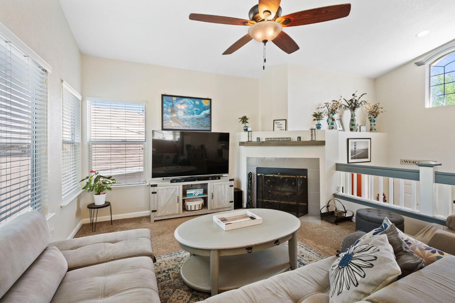 Detail Gallery Image 25 of 52 For 1611 Jonquil Dr, Roseville,  CA 95747 - 4 Beds | 2/1 Baths
