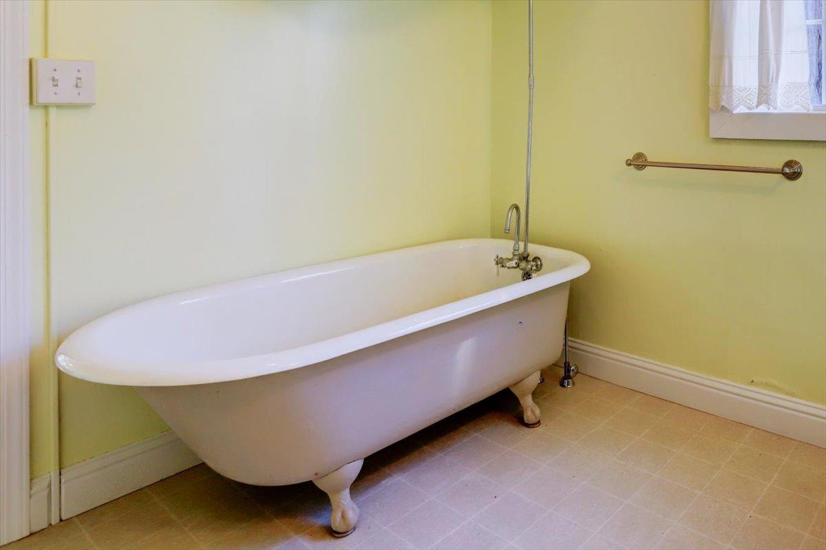 Detail Gallery Image 26 of 66 For 311 Monroe St, Nevada City,  CA 95959 - 3 Beds | 1/1 Baths