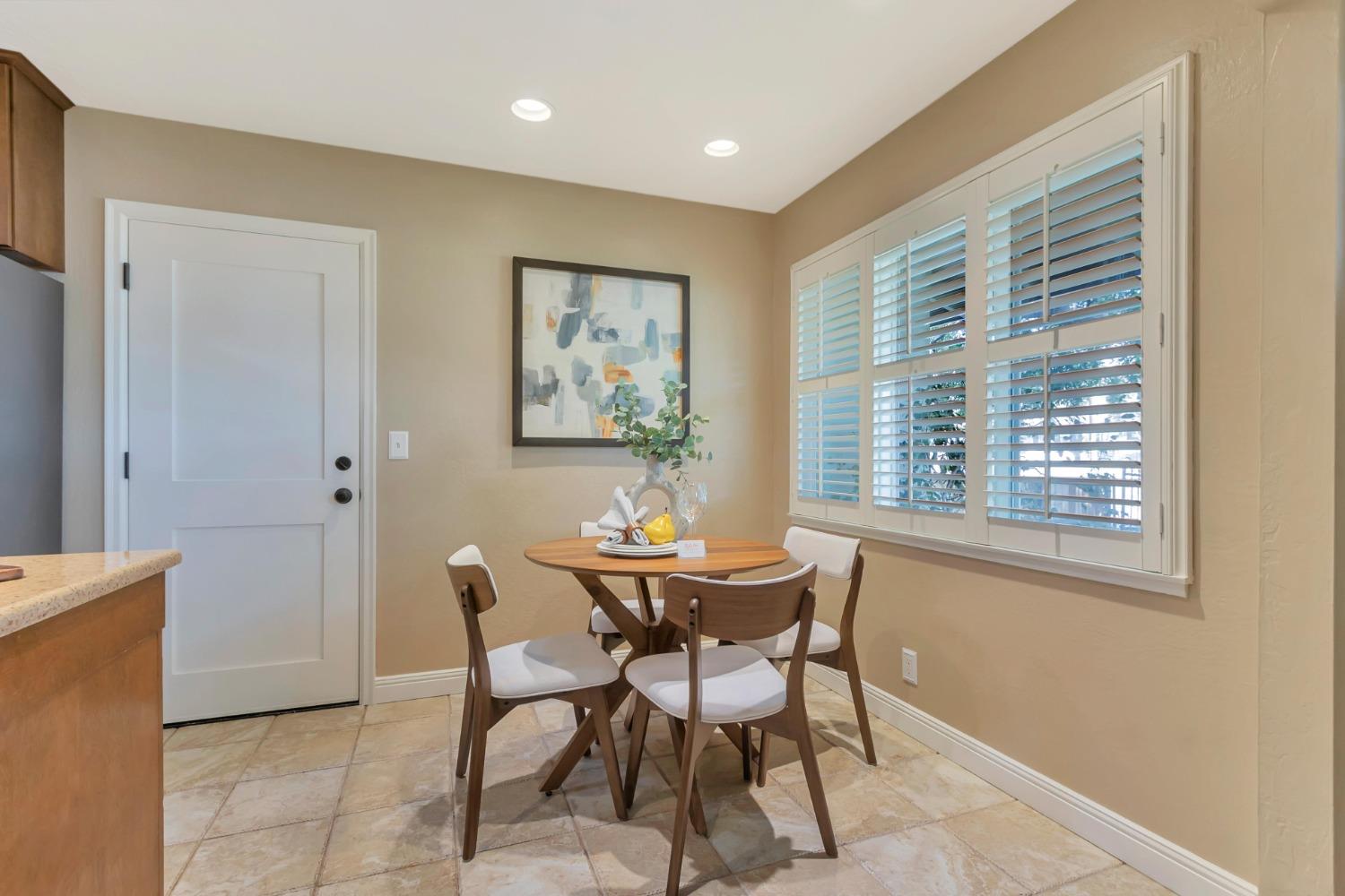 Detail Gallery Image 15 of 37 For 233 Sunnyslope Ave, San Jose,  CA 95127 - 3 Beds | 1 Baths