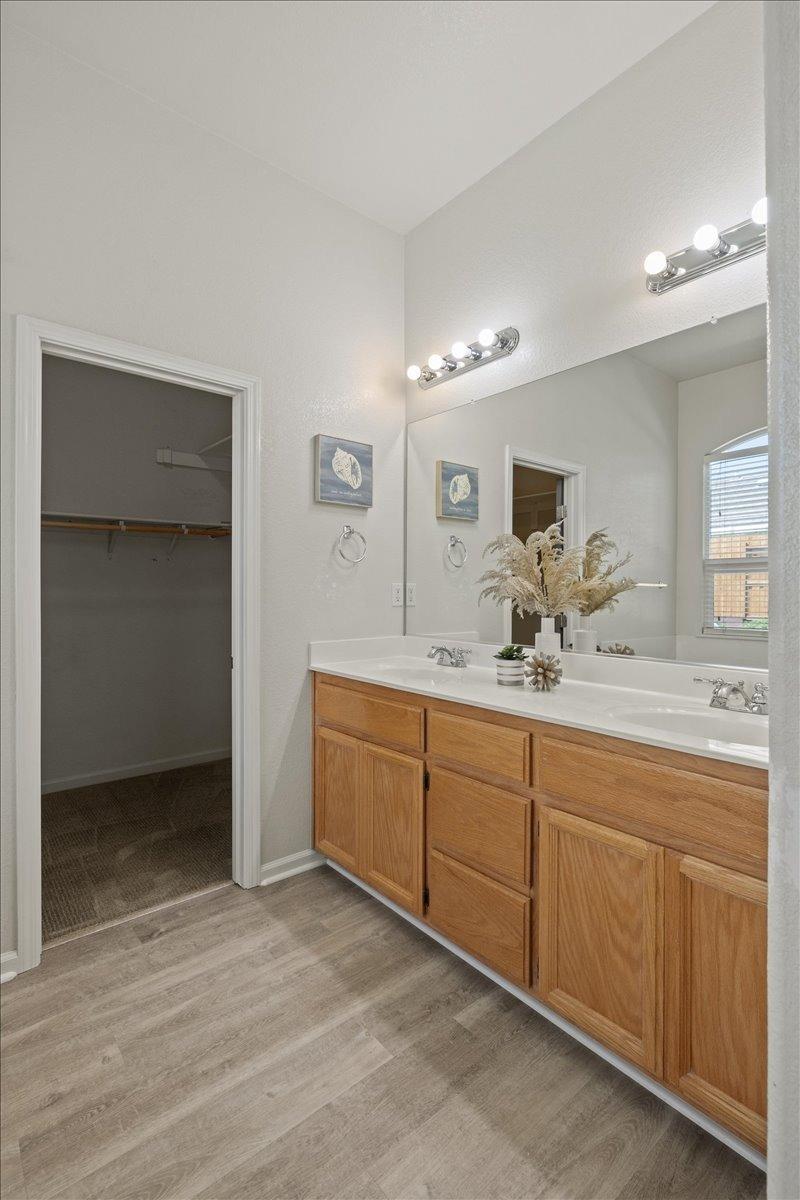 Detail Gallery Image 9 of 20 For 1993 San Carlos Cir, Roseville,  CA 95747 - 3 Beds | 2 Baths