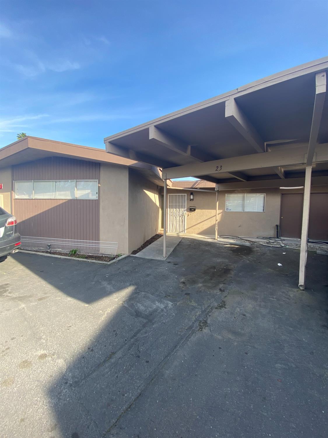 Photo of 805 Tully Rd #23 in Modesto, CA
