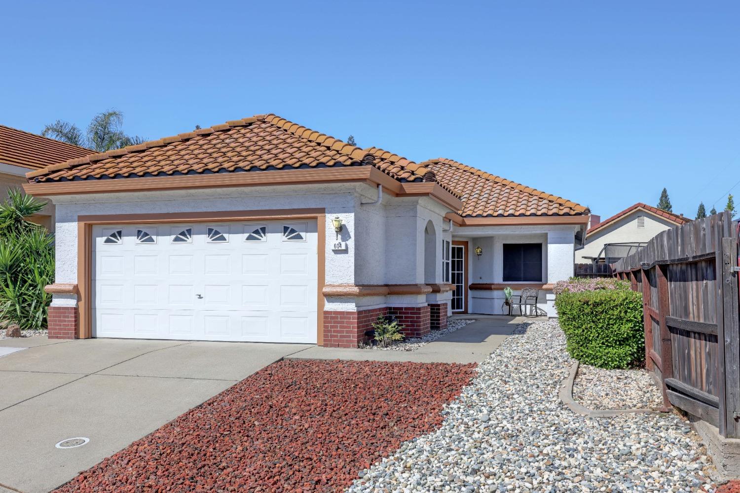 Photo of 604 Rigby Ct in Roseville, CA