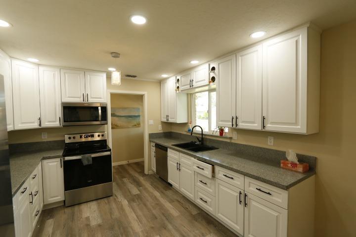 Detail Gallery Image 3 of 21 For 4716 Donnie Lyn Way, Carmichael,  CA 95608 - 4 Beds | 2/1 Baths