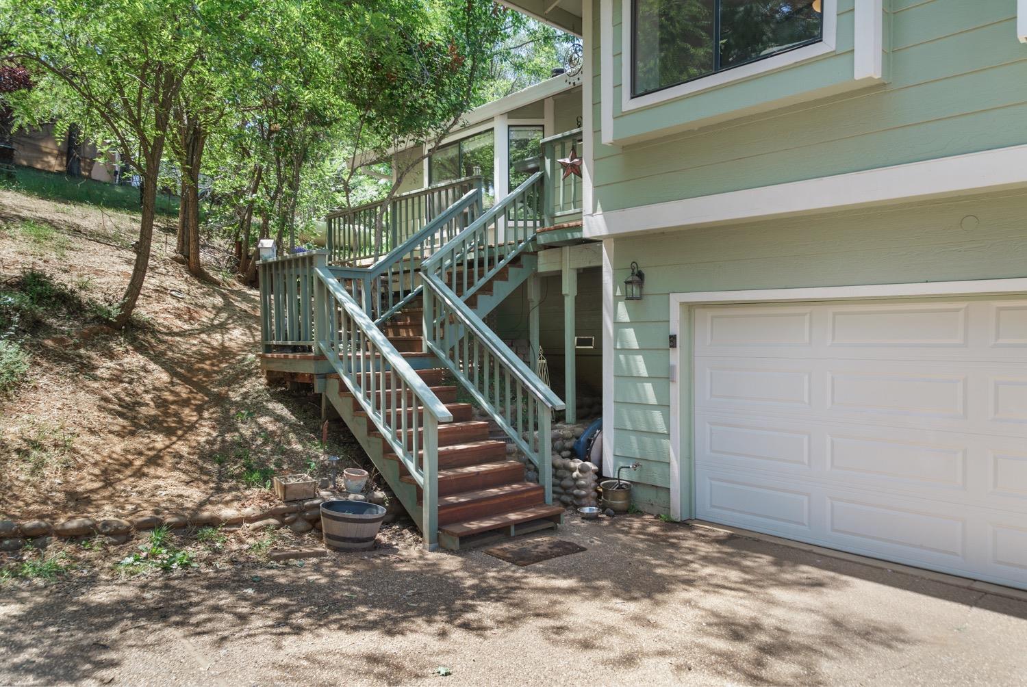 Detail Gallery Image 3 of 75 For 1986 Lyons Creek Ct, Cool,  CA 95614 - 3 Beds | 2 Baths
