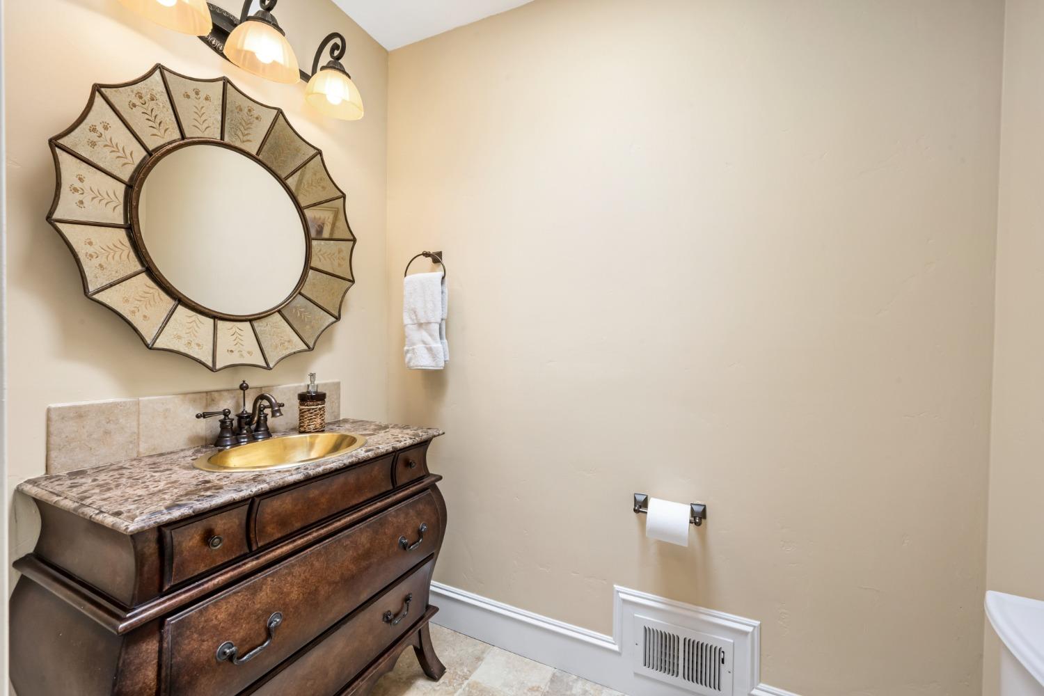 Detail Gallery Image 27 of 54 For 7792 Michael Ct, Granite Bay,  CA 95746 - 4 Beds | 2/1 Baths