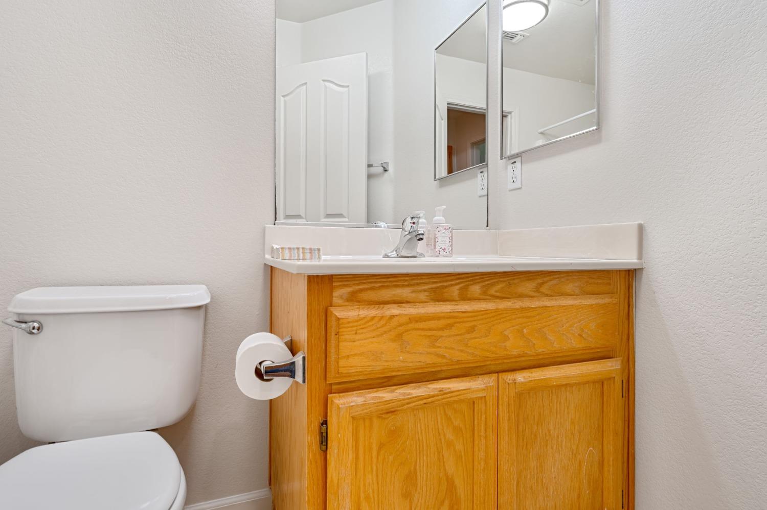 Detail Gallery Image 28 of 40 For 6320 Brento Ct, Elk Grove,  CA 95757 - 3 Beds | 2 Baths