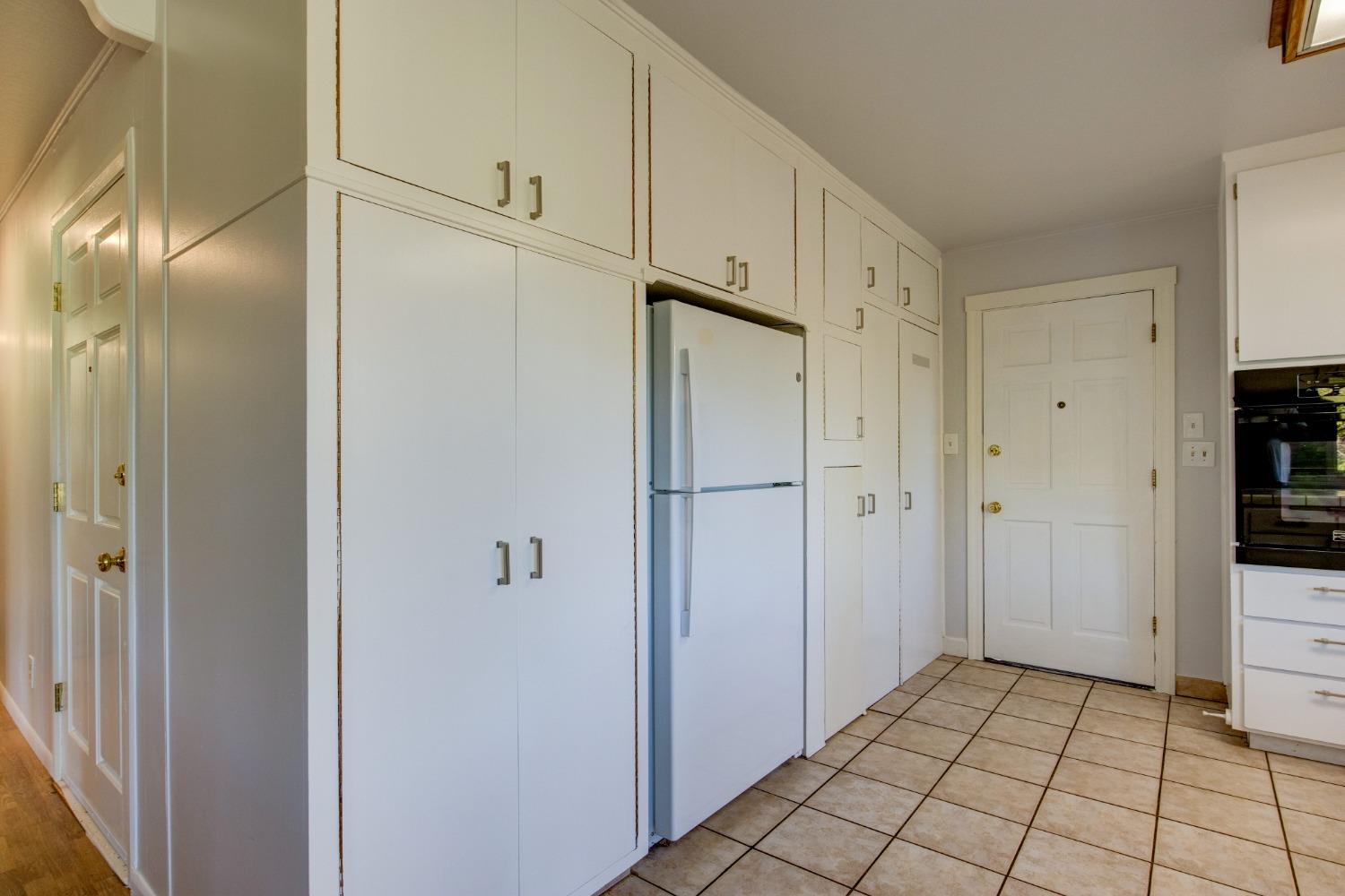 Detail Gallery Image 19 of 64 For 2890 Lazy Creek Ln, Fiddletown,  CA 95629 - 3 Beds | 1/1 Baths