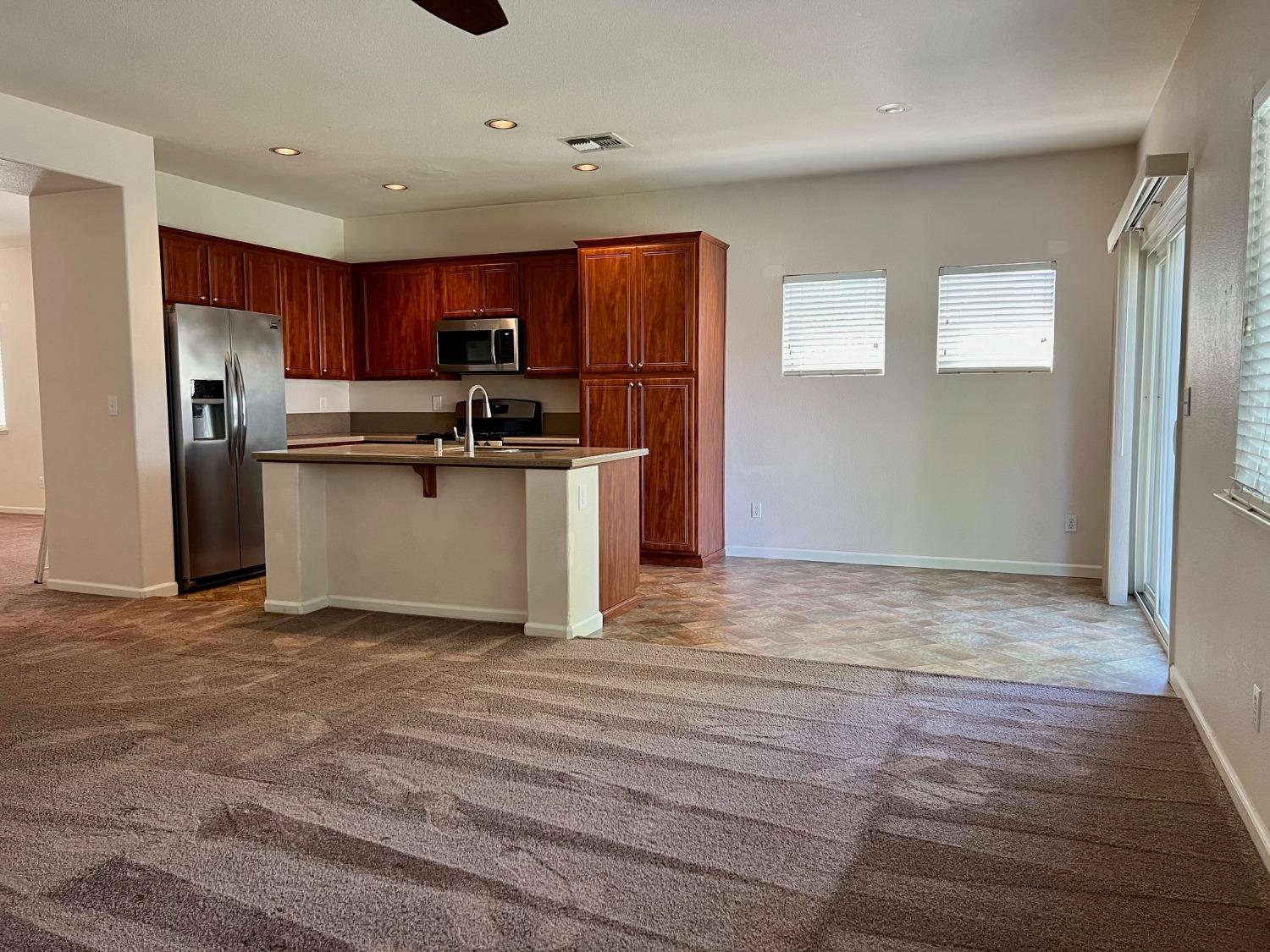 Detail Gallery Image 10 of 29 For 2721 Jubilee Dr, Turlock,  CA 95380 - 3 Beds | 2 Baths