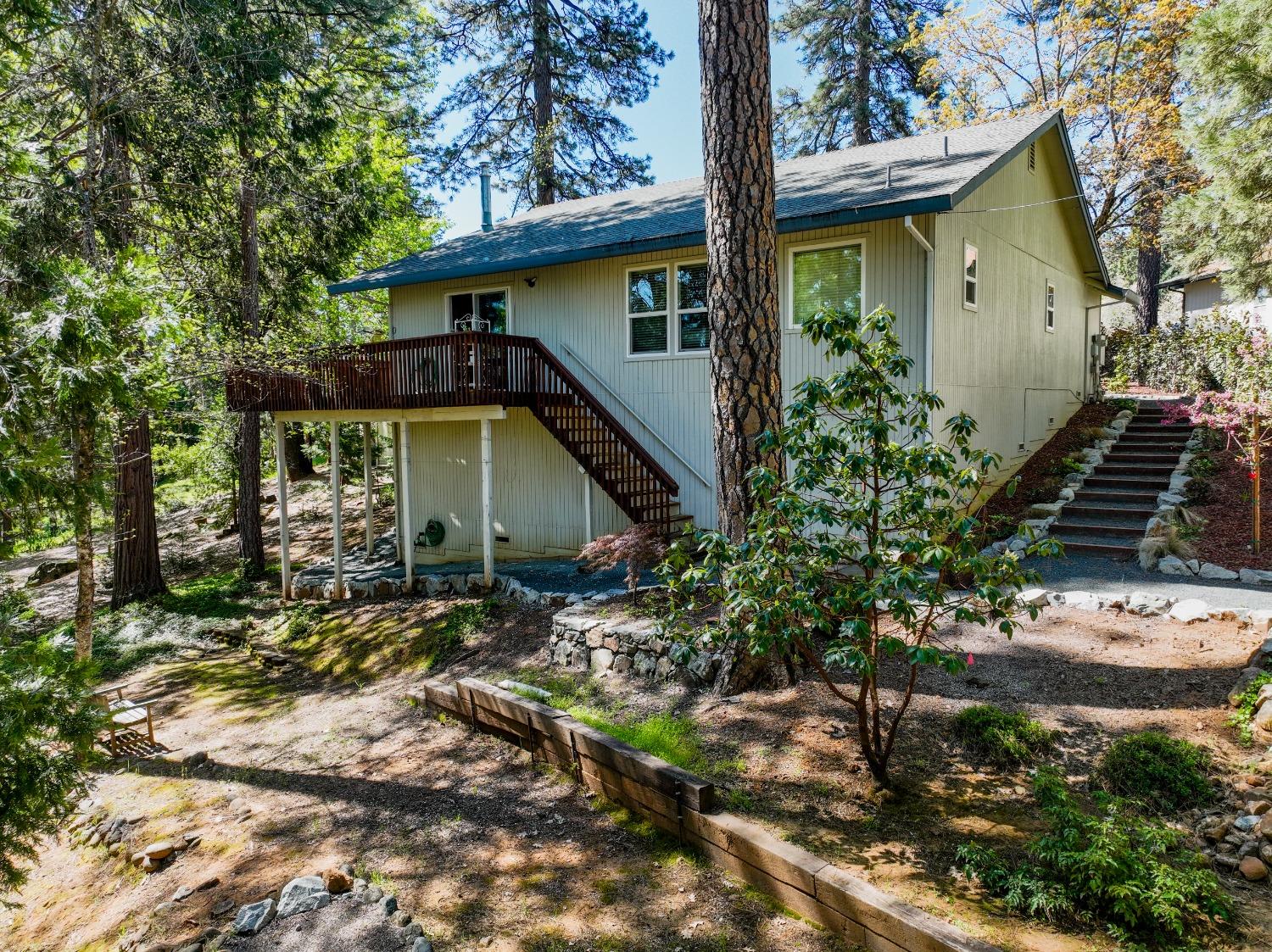 Detail Gallery Image 34 of 45 For 203 Jan Rd, Grass Valley,  CA 95945 - 3 Beds | 2 Baths