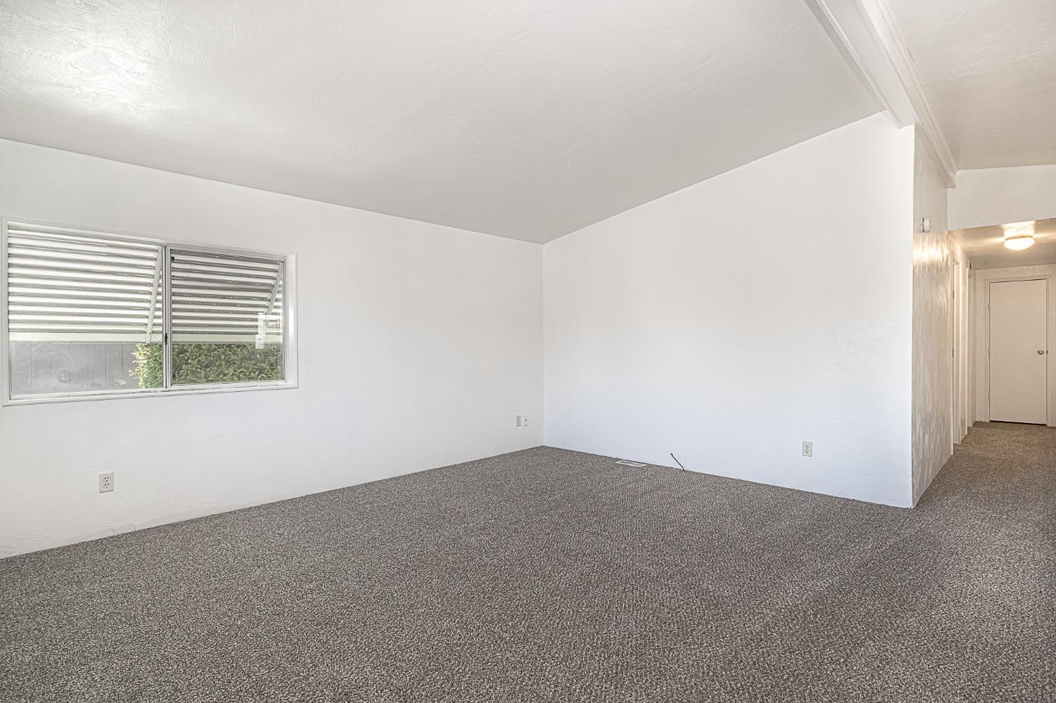 Detail Gallery Image 7 of 26 For 250 E Las Palmas Ave 64, Patterson,  CA 95363 - 2 Beds | 2 Baths