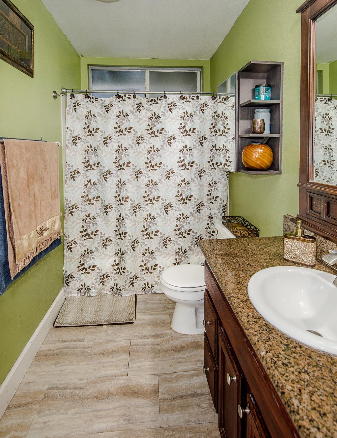 Detail Gallery Image 14 of 18 For 641 Denise Dr, Woodland,  CA 95776 - 3 Beds | 2 Baths