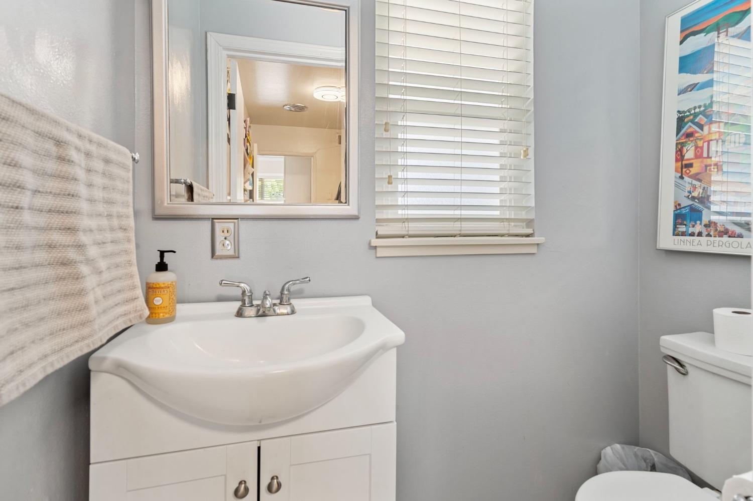 Detail Gallery Image 19 of 34 For 8966 Hilary Ln, Stockton,  CA 95212 - 4 Beds | 2/1 Baths