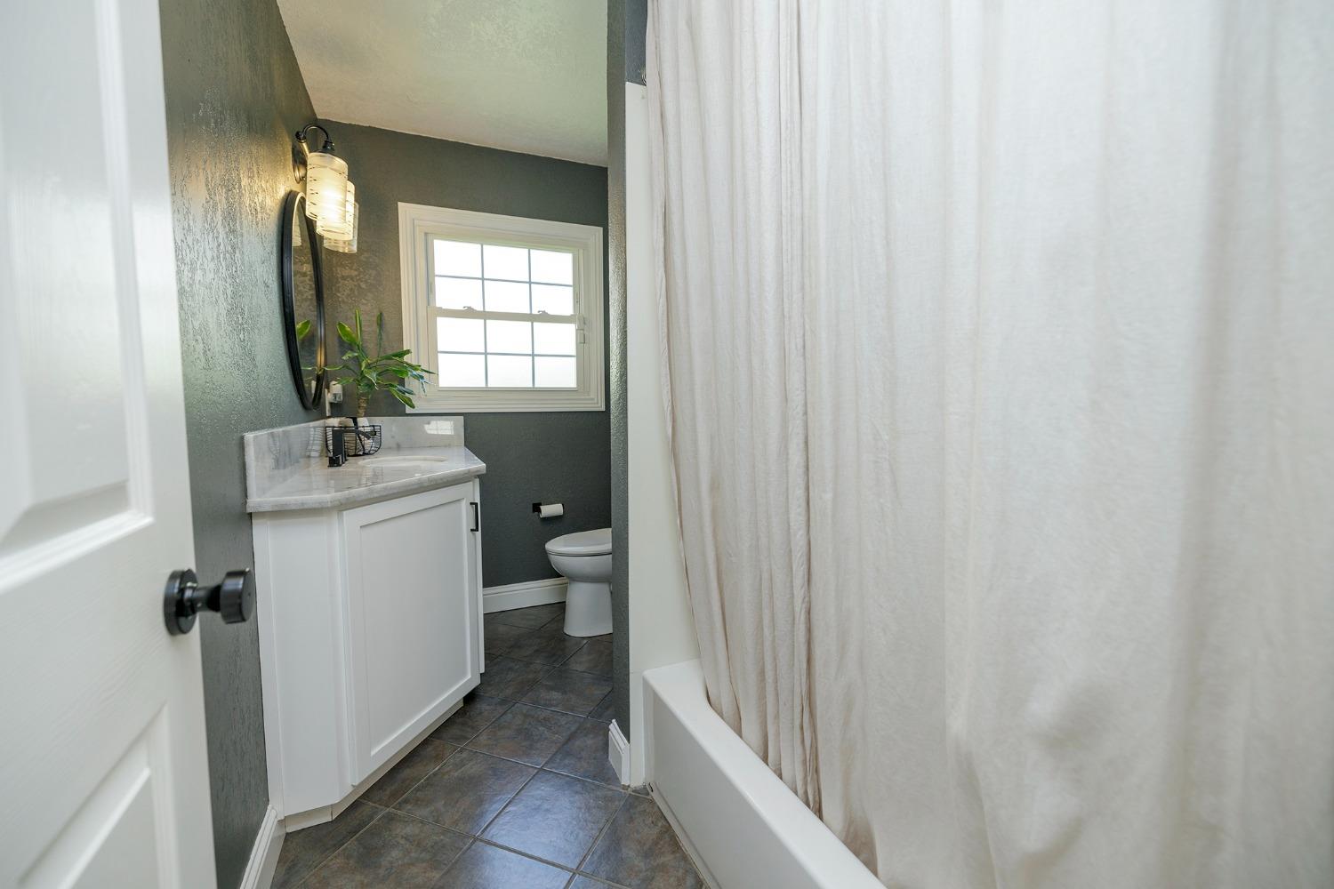 Detail Gallery Image 29 of 59 For 610 Auburn St, Modesto,  CA 95350 - 2 Beds | 1 Baths