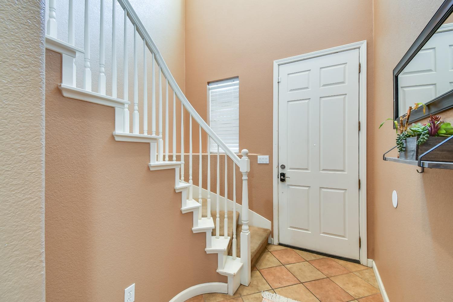 Detail Gallery Image 3 of 26 For 5555 Barwick Ct, Marysville,  CA 95901 - 3 Beds | 2/1 Baths