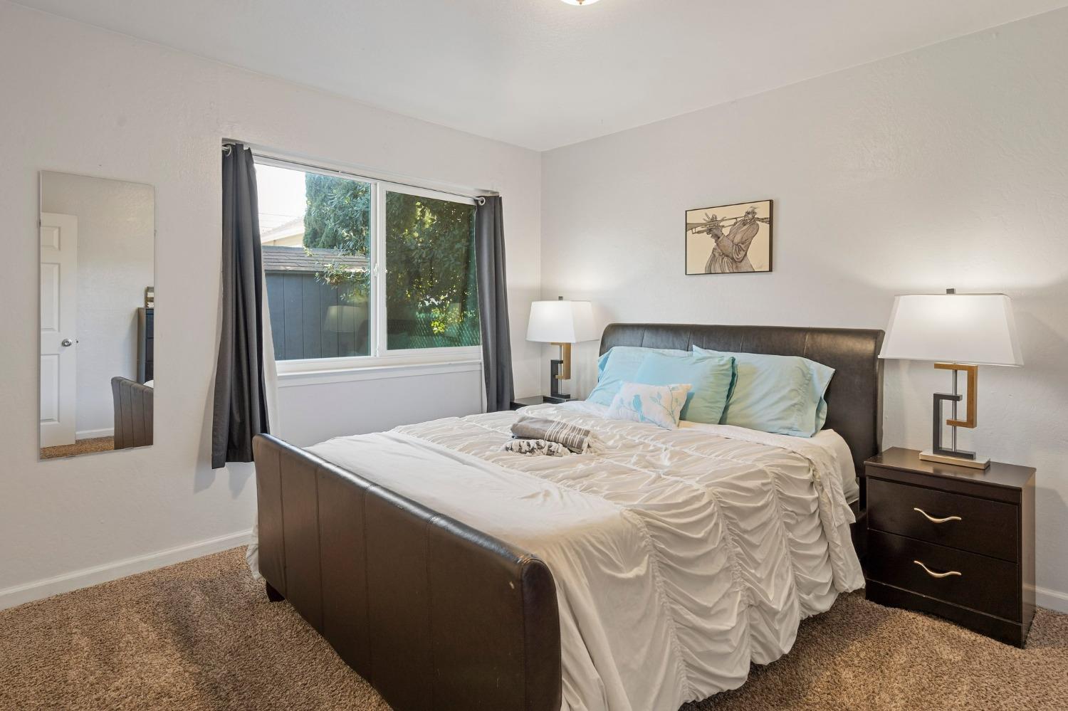 Detail Gallery Image 16 of 29 For 4134 3rd Ave, Sacramento,  CA 95817 - 2 Beds | 1 Baths