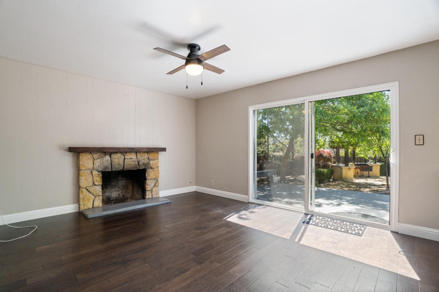 Detail Gallery Image 19 of 50 For 3021 Youngs Ct, El Dorado Hills,  CA 95762 - 3 Beds | 3/1 Baths