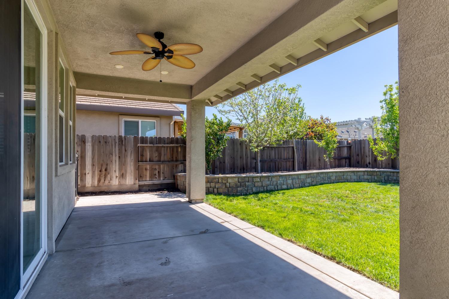 Detail Gallery Image 28 of 30 For 2618 Petal Way, Lodi,  CA 95242 - 3 Beds | 2/1 Baths