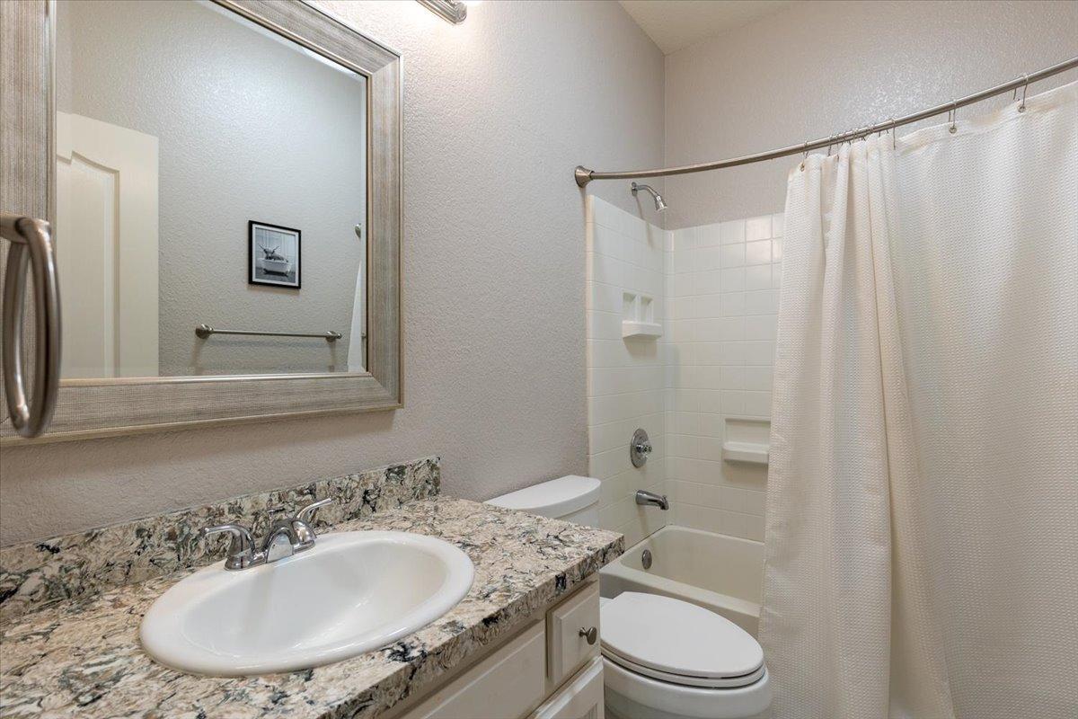 Detail Gallery Image 26 of 58 For 1323 Hartley Way, Folsom,  CA 95630 - 3 Beds | 2 Baths