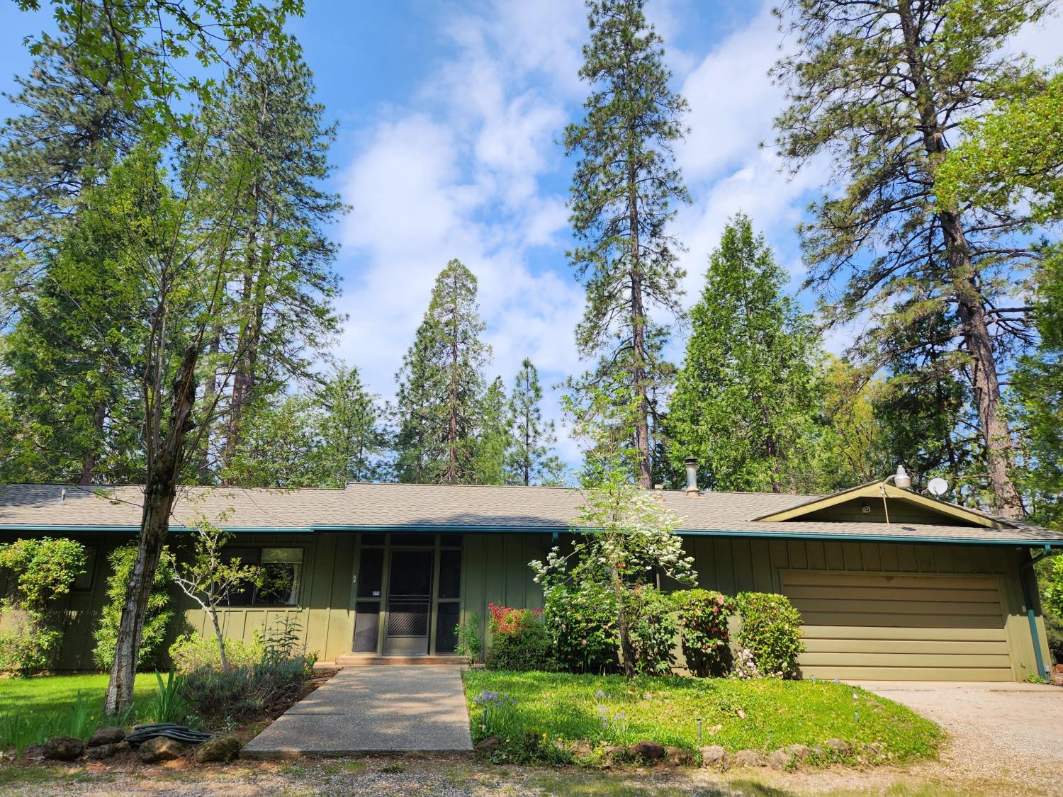 Photo of 13943 Greenhorn Rd in Grass Valley, CA