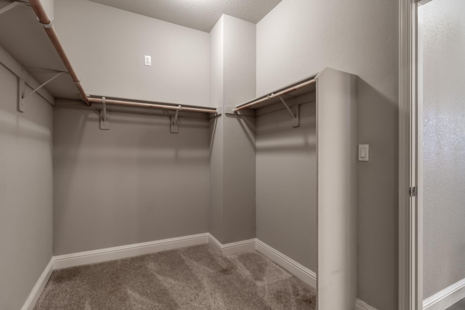 Detail Gallery Image 19 of 30 For 2618 Petal Way, Lodi,  CA 95242 - 3 Beds | 2/1 Baths