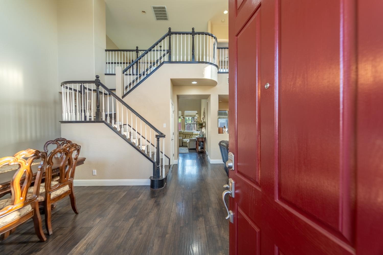 Detail Gallery Image 4 of 34 For 870 Alabaster Ct, Atwater,  CA 95301 - 5 Beds | 4 Baths
