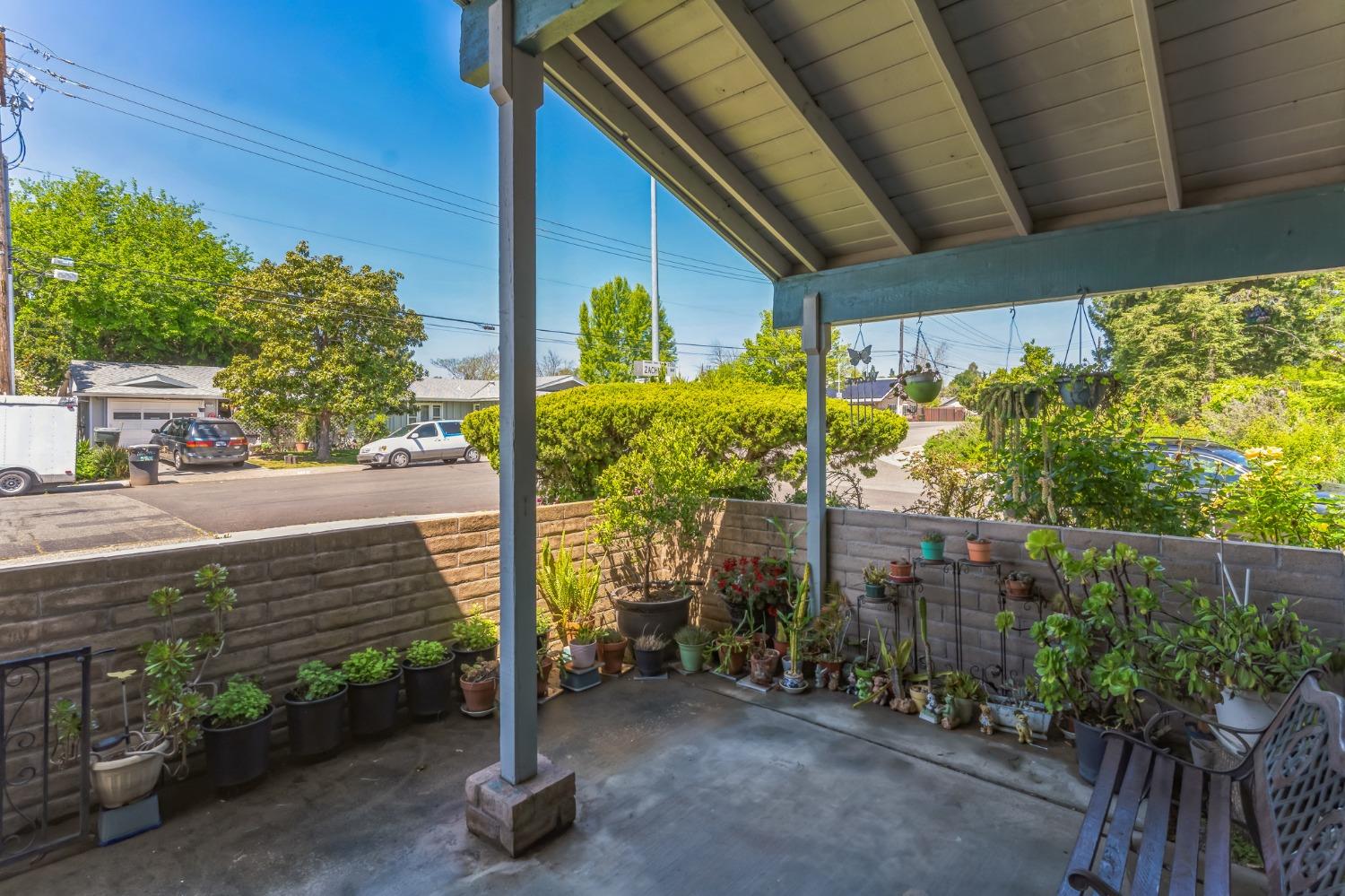Detail Gallery Image 41 of 42 For 2740 Zachman Way, Carmichael,  CA 95608 - 3 Beds | 2 Baths