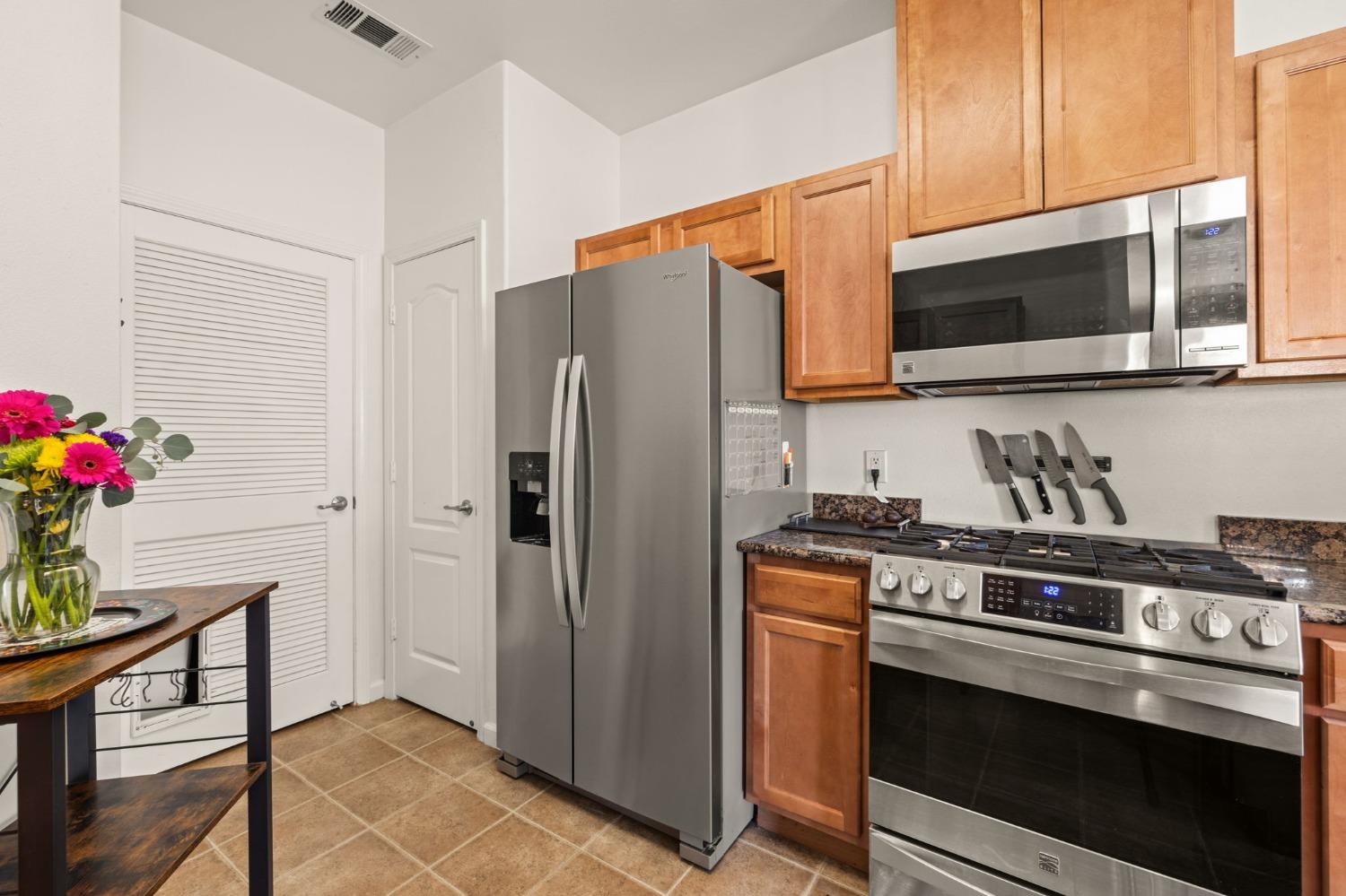 Detail Gallery Image 17 of 50 For 1307 Milano Dr #3,  West Sacramento,  CA 95691 - 2 Beds | 2 Baths