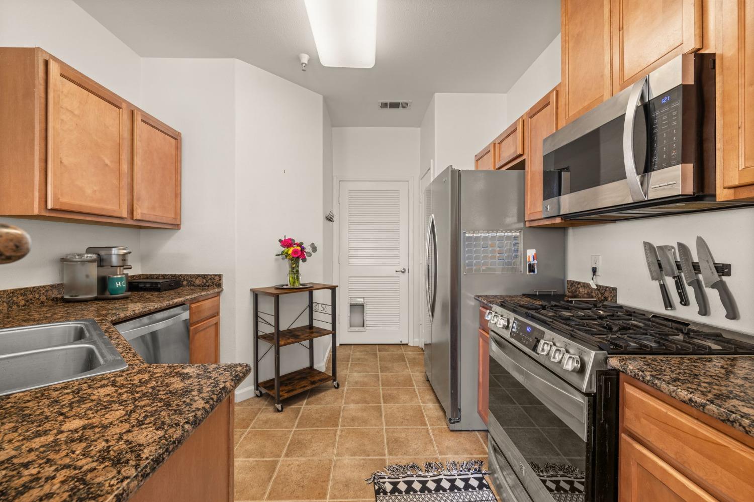 Detail Gallery Image 16 of 50 For 1307 Milano Dr #3,  West Sacramento,  CA 95691 - 2 Beds | 2 Baths