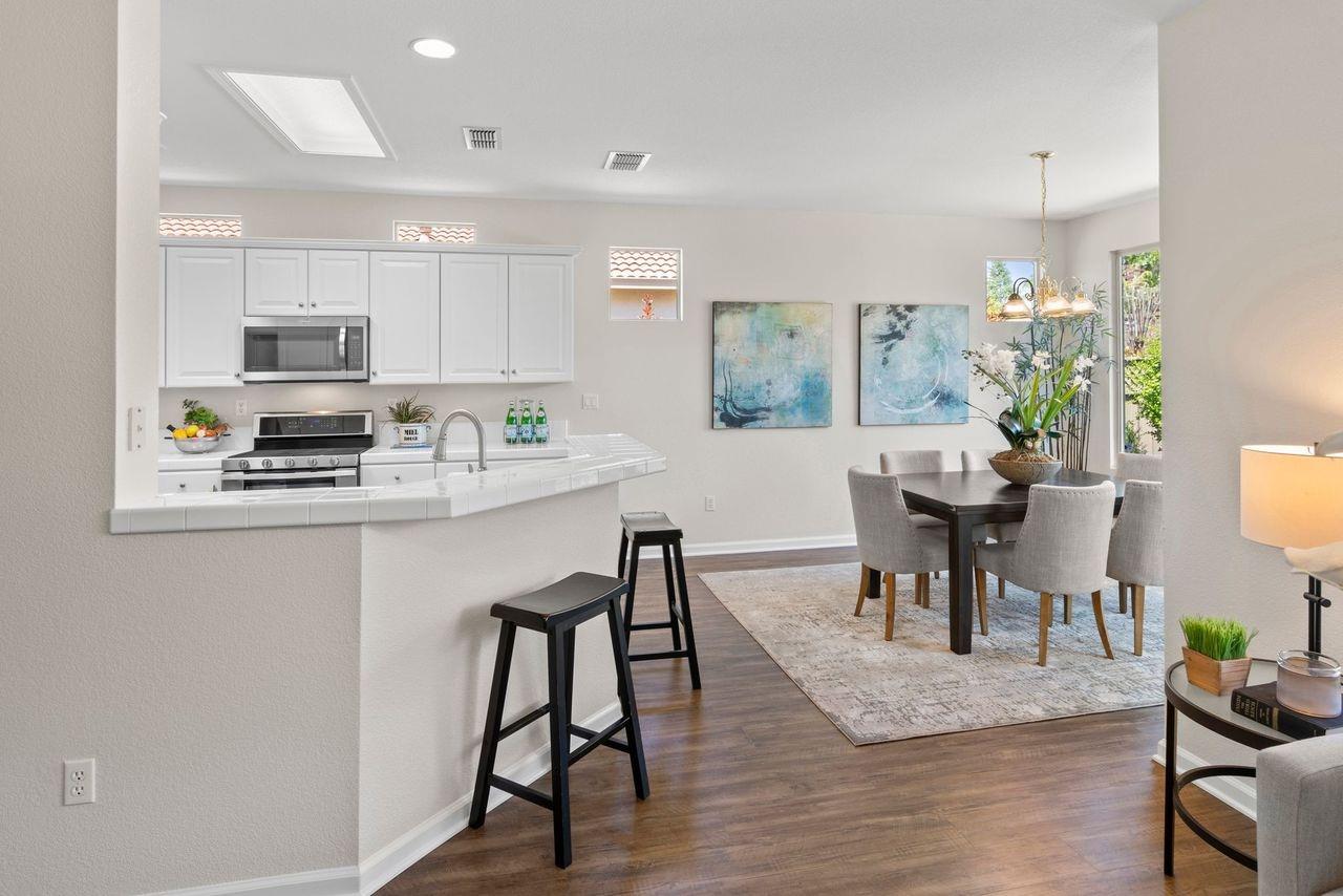 Detail Gallery Image 21 of 51 For 2056 Stonecrest Ln, Lincoln,  CA 95648 - 2 Beds | 2 Baths