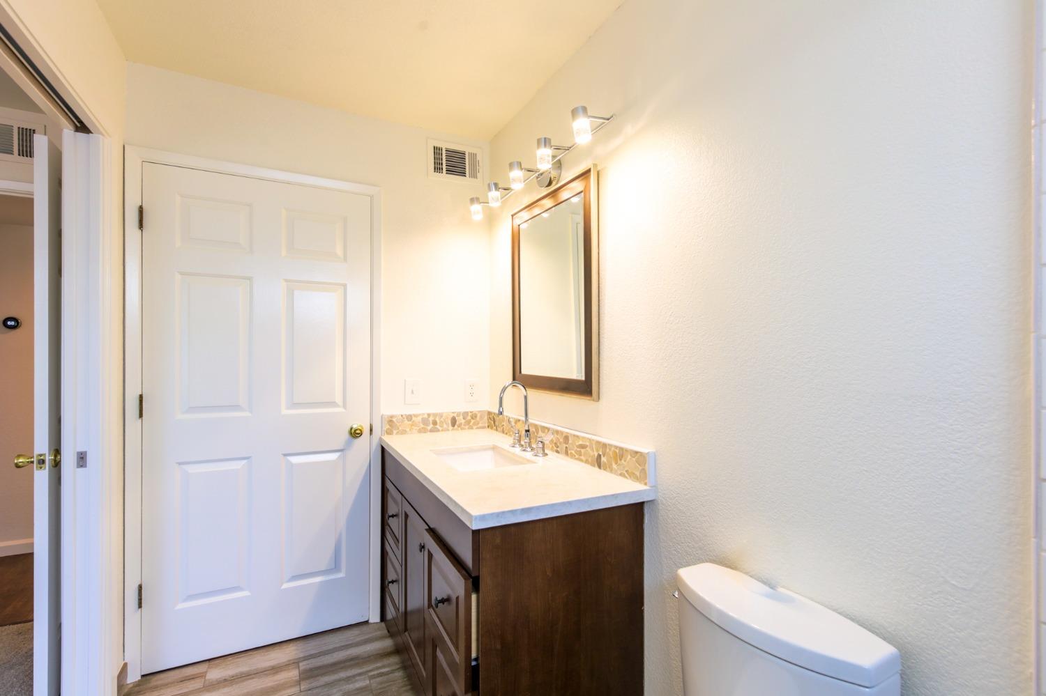 Detail Gallery Image 27 of 40 For 3591 W Quail Lakes Drive #223,  Stockton,  CA 95207 - 2 Beds | 2 Baths