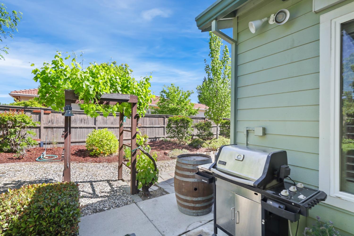 Detail Gallery Image 39 of 74 For 11 Palazzo Pl, Sacramento,  CA 95835 - 2 Beds | 2 Baths