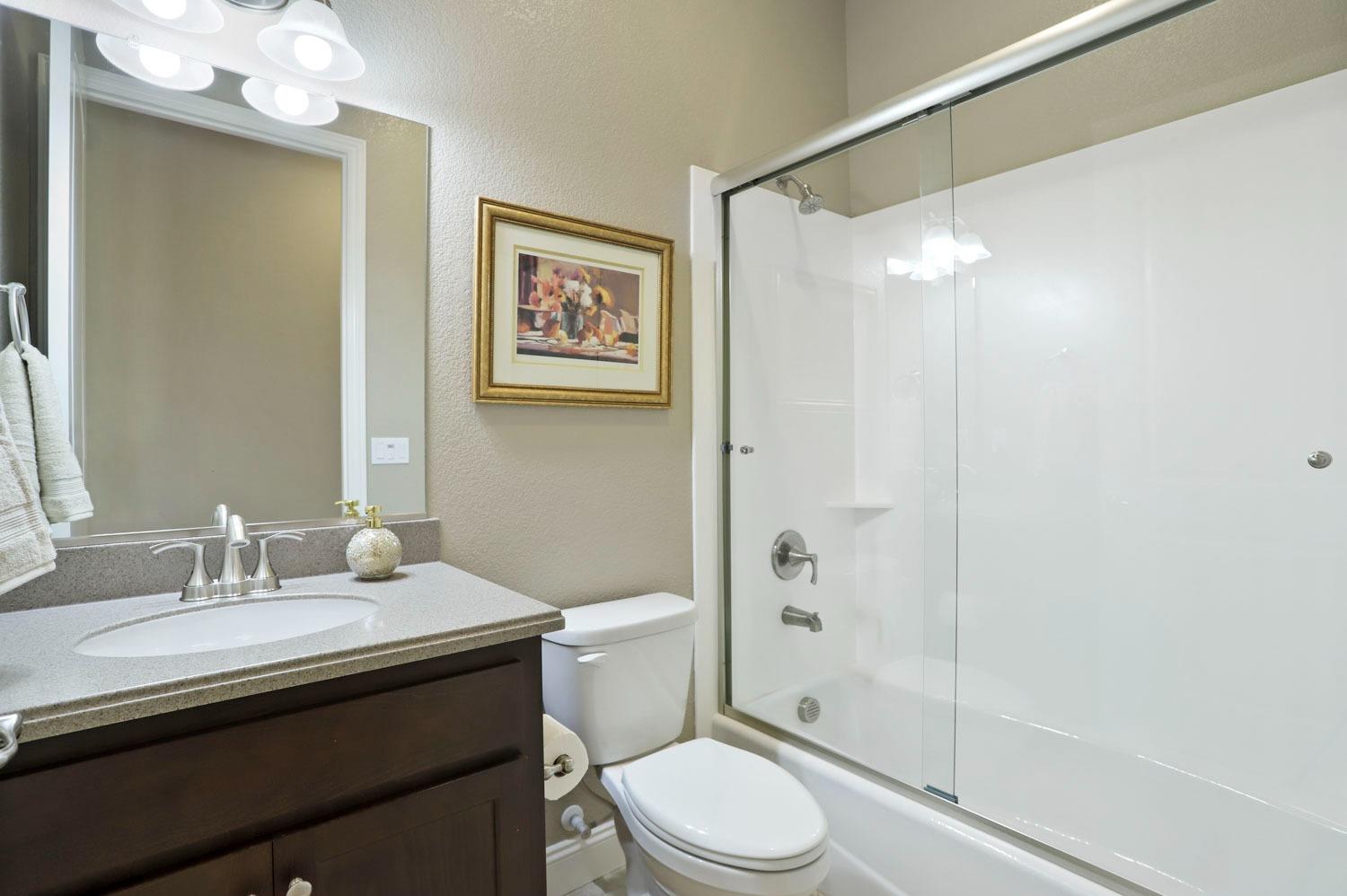 Detail Gallery Image 29 of 59 For 356 via Mezzo, Oakdale,  CA 95361 - 2 Beds | 2/1 Baths